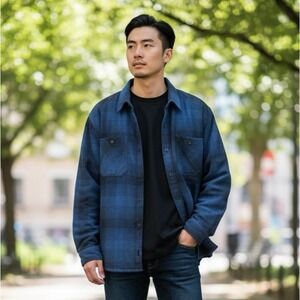 Wrangler Men's S Button Up Fleece Lined Flannel Shacket Blue Plaid NWT